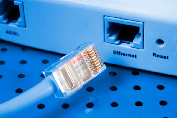 Velocità ADSL da cosa dipende? Come aumentarla?