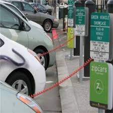 Auto elettriche: aumentano le colonnine nel 2019