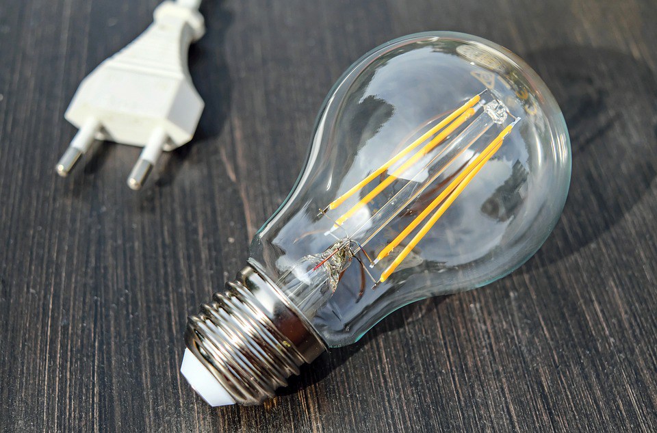 Migliori offerte luce luglio 2019: Enel, Eni, Illumia, Edison
