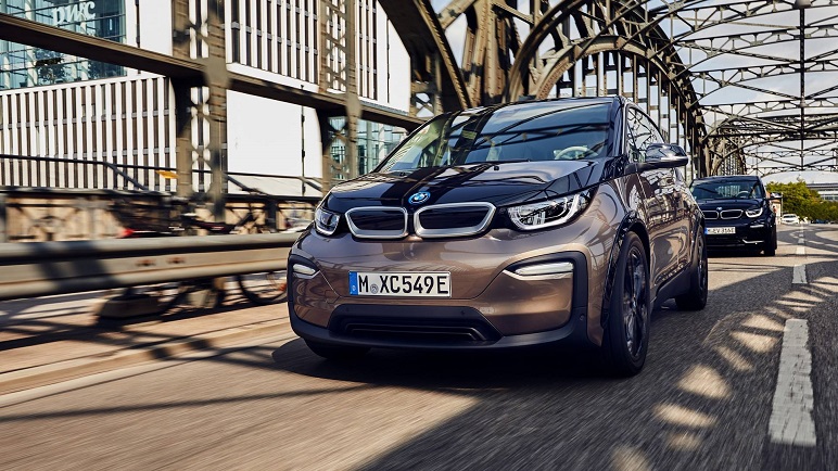 BMW i3 120 Ah 2019: 359 km di autonomia. Le caratteristiche