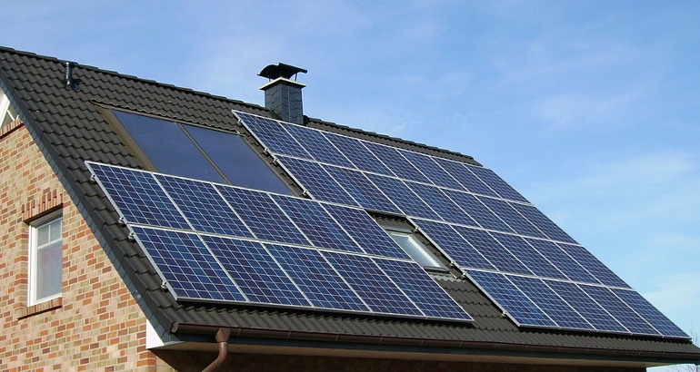 Impianti fotovoltaici vantaggi e svantaggi: una scelta per risparmiare energia