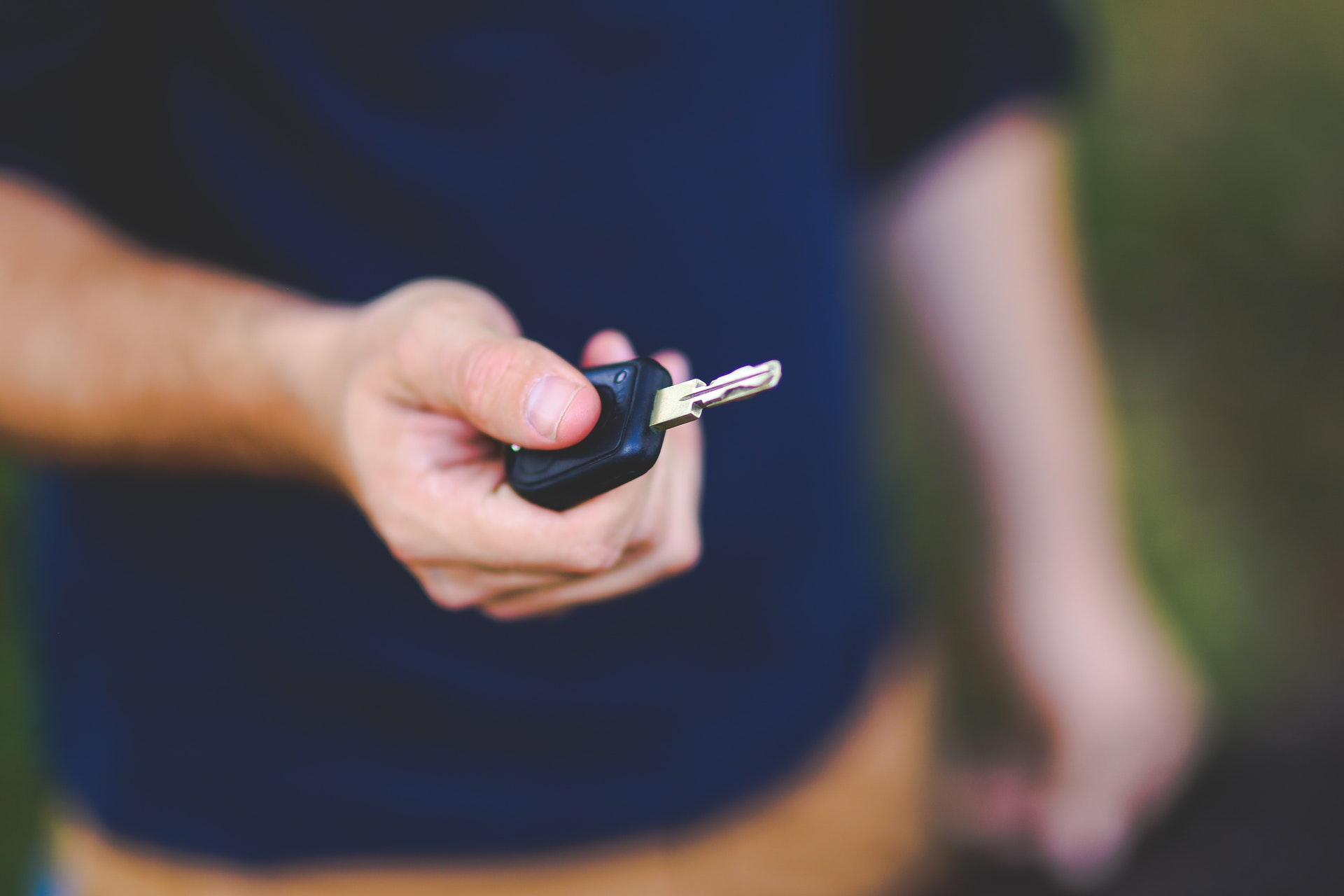 Assicurazione auto intestata a persona diversa dal proprietario