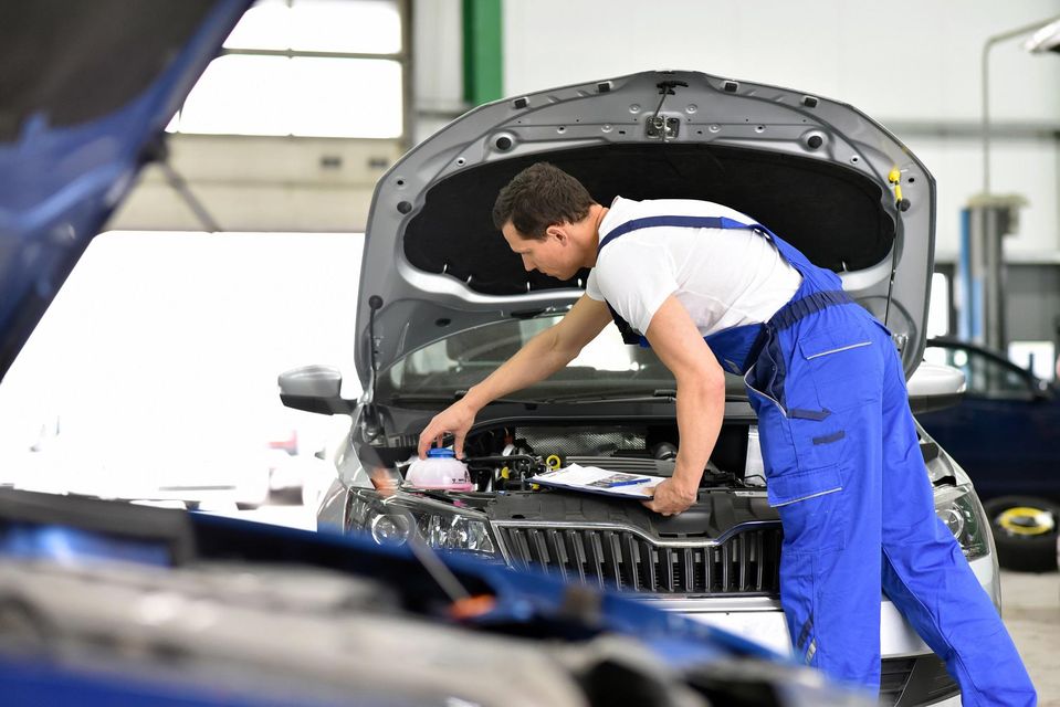 Auto senza revisione: cosa si rischia?