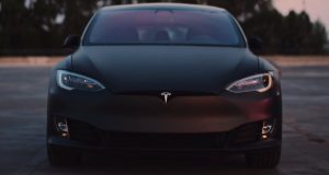 comprare tesla usata 300x160