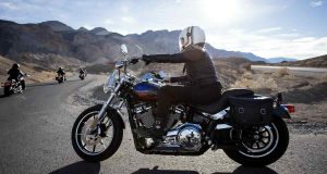 come caricare moto viaggio 300x160